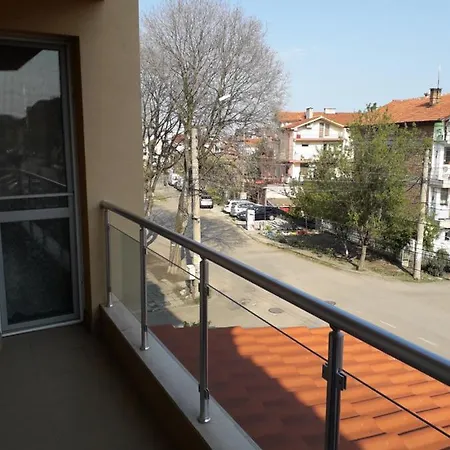 Ganz Real Estate Sarafovo 4 Séjour chez l'habitant *