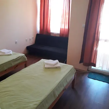 Séjour chez l'habitant Ganz Real Estate Sarafovo 4 *